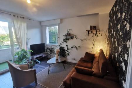 Location - Appartement 2 pièces 47 m<sup>2</sup>