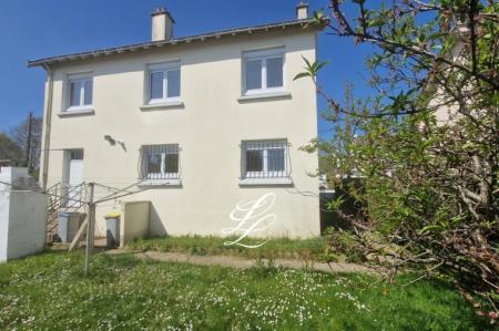 Vente - Maison 7 pièces 107 m<sup>2</sup>