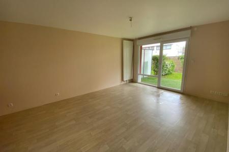 Location - Appartement 2 pièces 43 m<sup>2</sup>