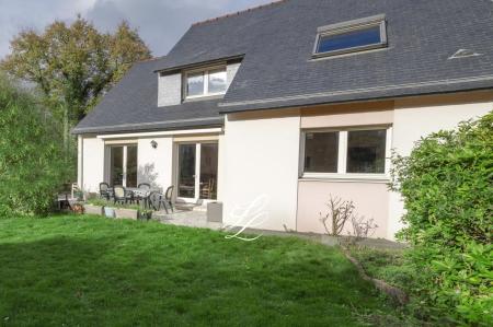 Vente - Maison 7 pièces 136 m<sup>2</sup>