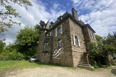 Vente - Maison 13 pièces 420 m<sup>2</sup>