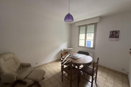 Location - Appartement 2 pièces 31 m<sup>2</sup>