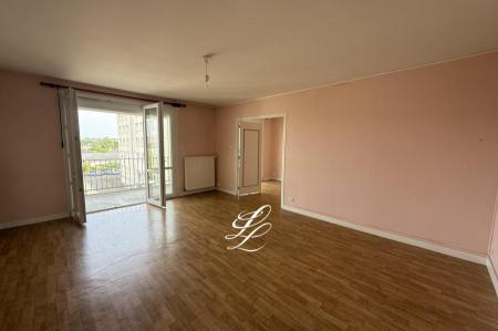 Location - Appartement 3 pièces 77 m<sup>2</sup>