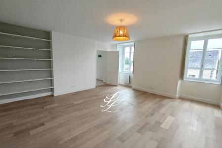 Location - Appartement 4 pièces 132 m<sup>2</sup>