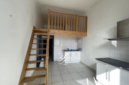 Location - Appartement 2 pièces 34 m<sup>2</sup>