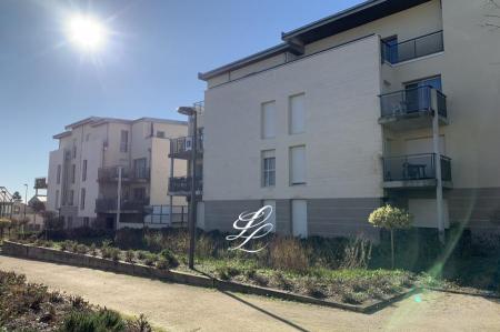 Location - Appartement 3 pièces 62 m<sup>2</sup>