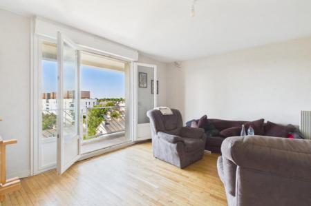 Vente - Appartement 5 pièces 83 m<sup>2</sup>