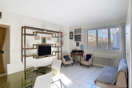 Location - Appartement 1 pièces 27 m<sup>2</sup>