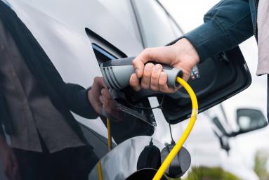 Installer des bornes de recharge pour véhicule électrique en copropriété